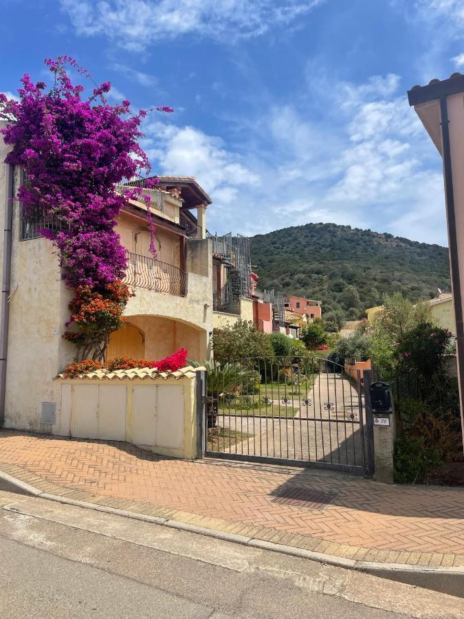 Casa Delle Farfalle Villa Chia Buitenkant foto